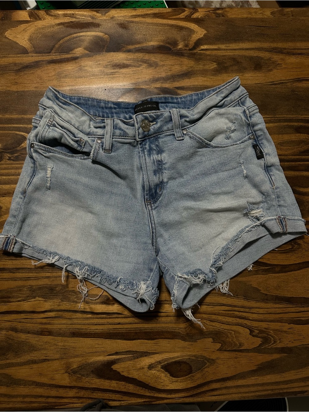 Silver Jean company denim shorts cuffed size 27 Light wash